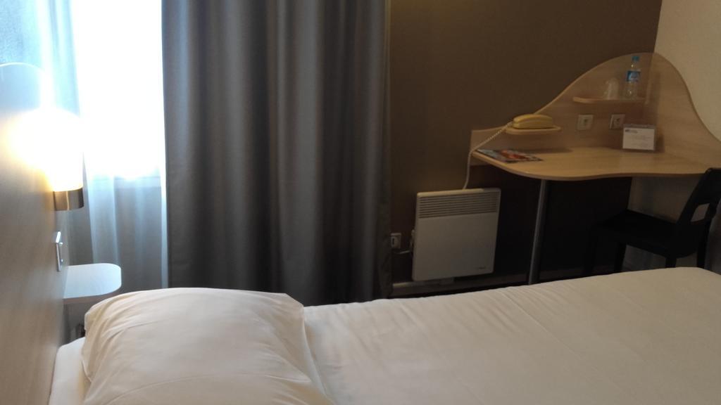 Brit Hotel La Rochelle Perigny Экстерьер фото