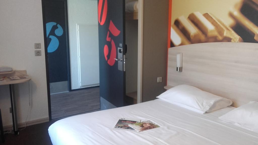 Brit Hotel La Rochelle Perigny Экстерьер фото